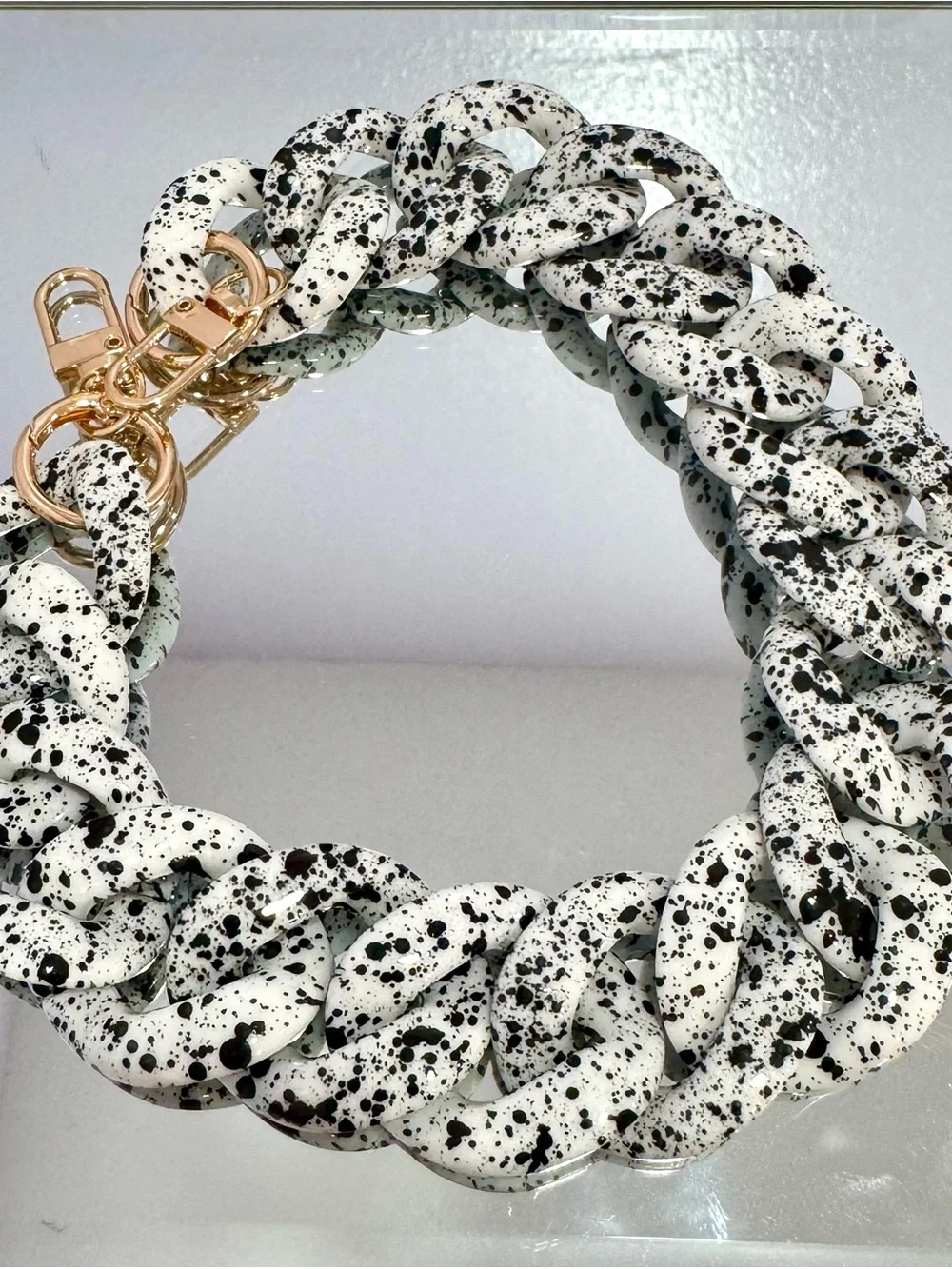 New Acrylic Cookies & Cream Bag Chain 18 inches w/ Gold Hardware